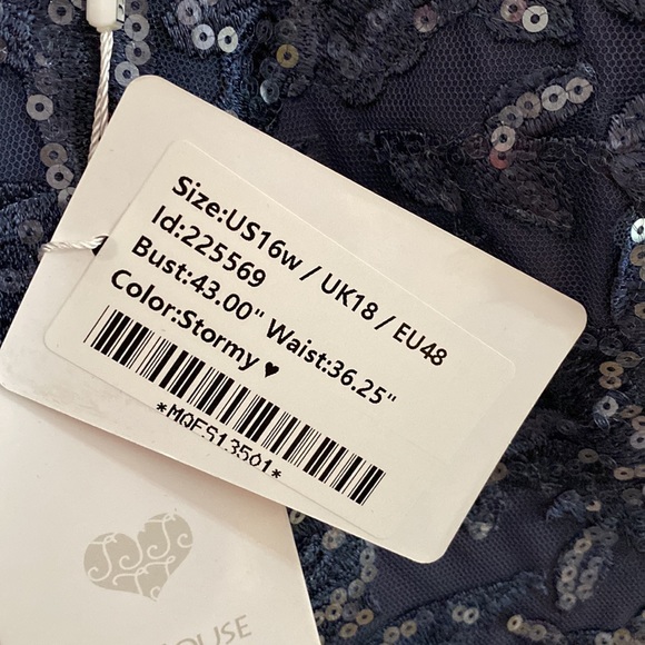 Beautiful New Year’s Eve Dress from JJ’s House - Picture 5 of 7